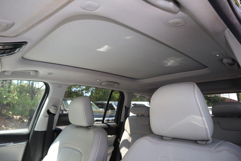 used 2023 Jeep Grand Cherokee car, priced at $35,420