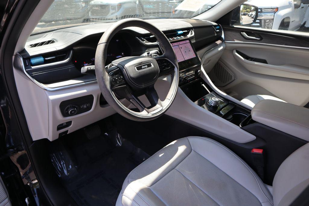 used 2023 Jeep Grand Cherokee car, priced at $35,420