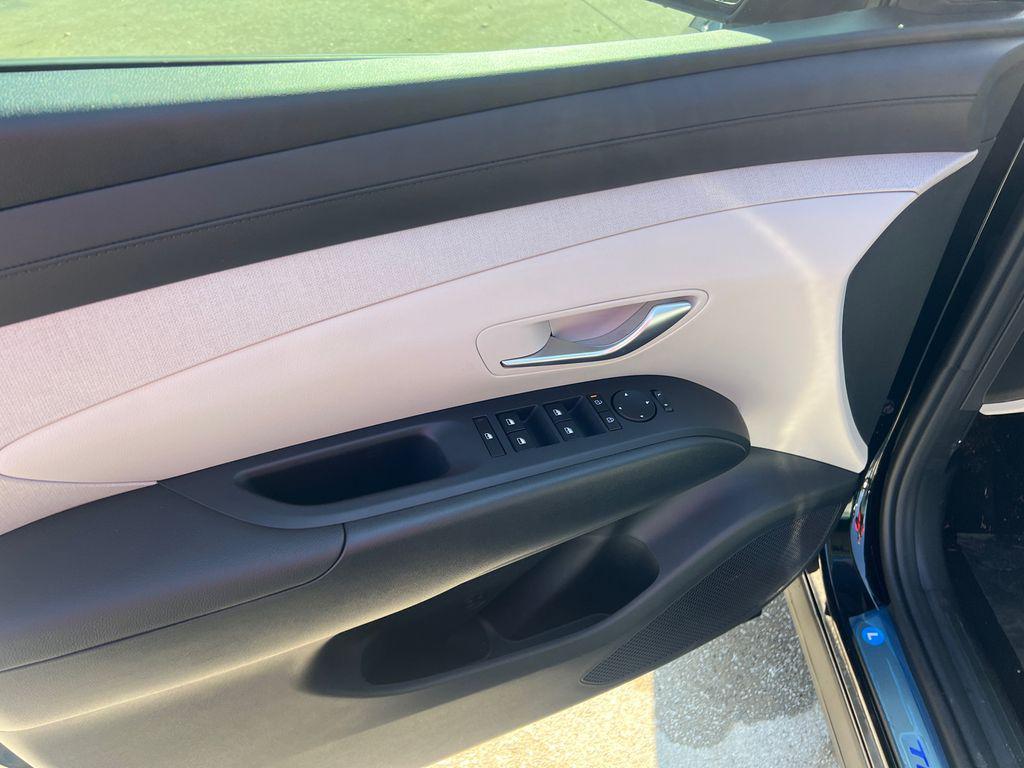 new 2025 Hyundai Tucson car, priced at $29,378