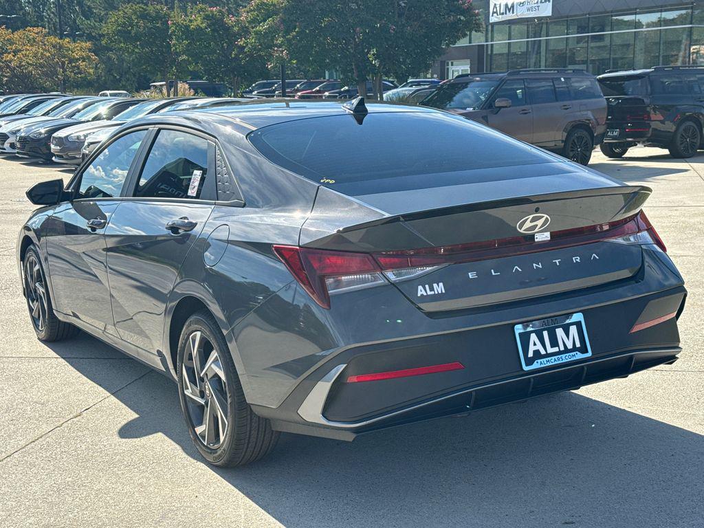 new 2025 Hyundai Elantra car, priced at $21,748