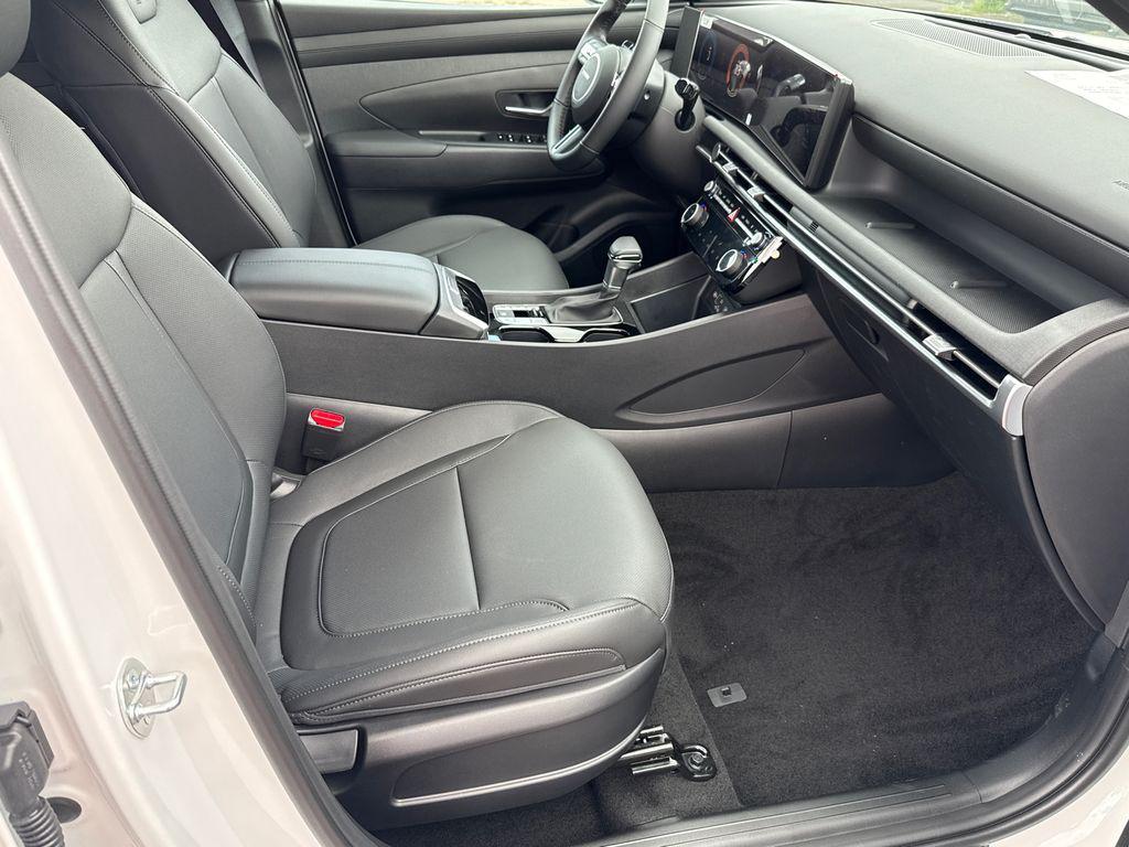 new 2025 Hyundai Tucson car, priced at $28,861