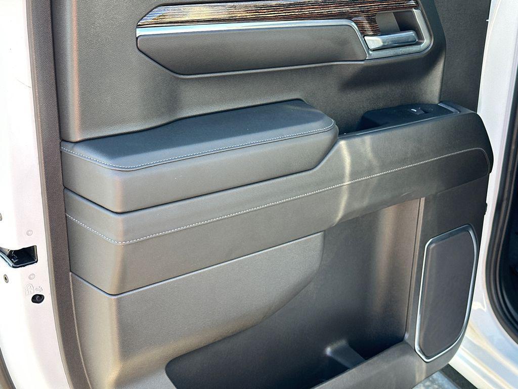 used 2023 GMC Sierra 1500 car, priced at $45,970