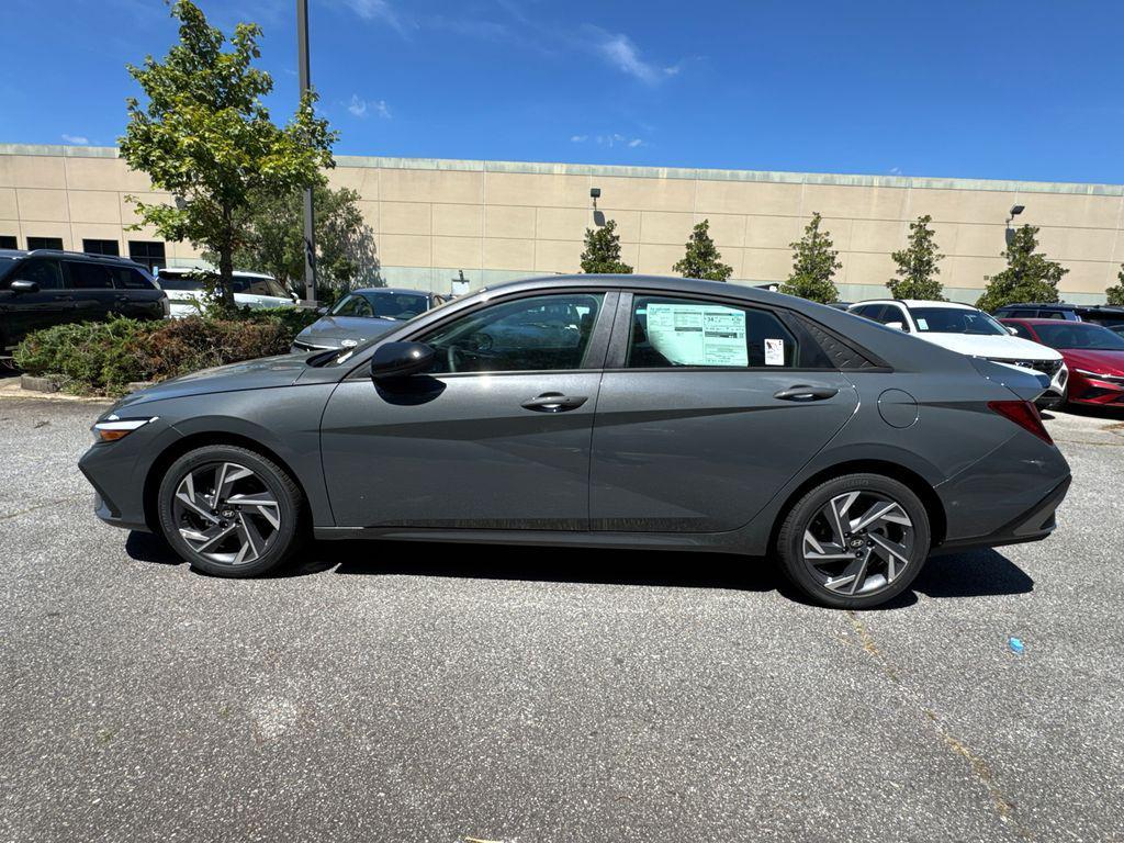 new 2025 Hyundai Elantra car, priced at $21,748