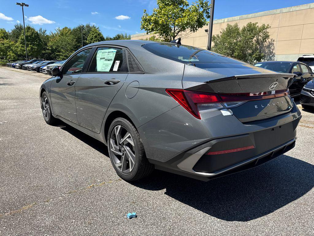 new 2025 Hyundai Elantra car, priced at $21,748