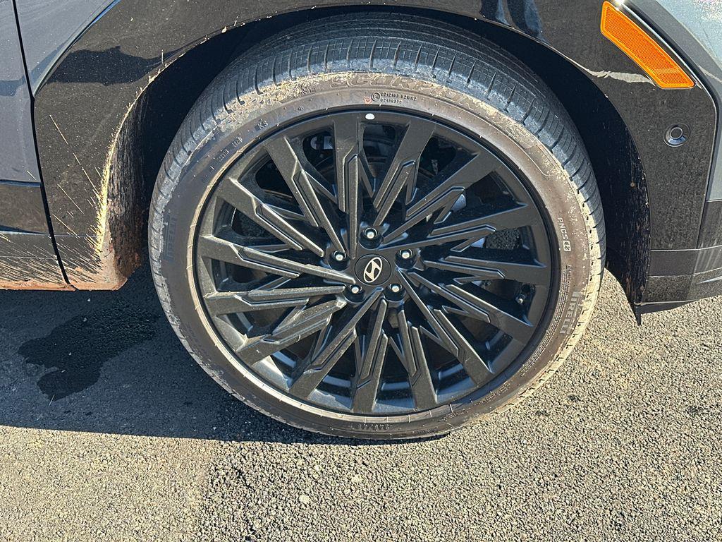 new 2025 Hyundai Santa Fe car, priced at $41,080