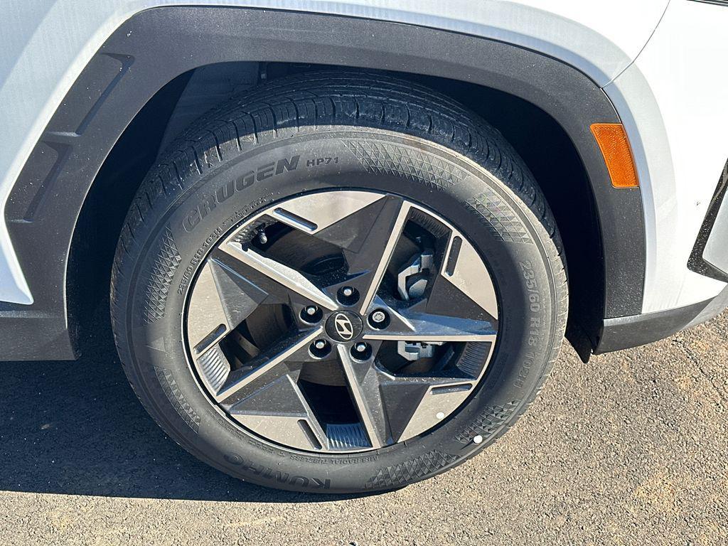 new 2025 Hyundai Tucson car, priced at $27,721