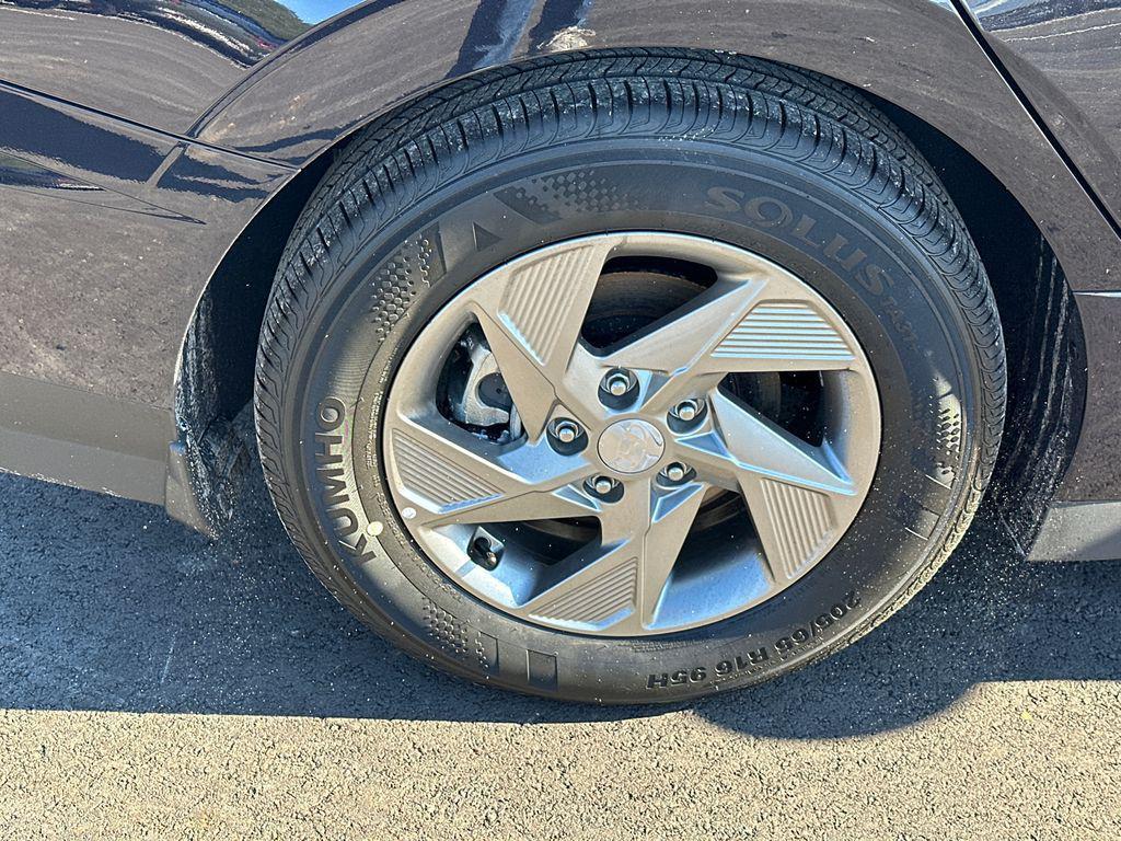 new 2025 Hyundai Sonata car, priced at $23,758