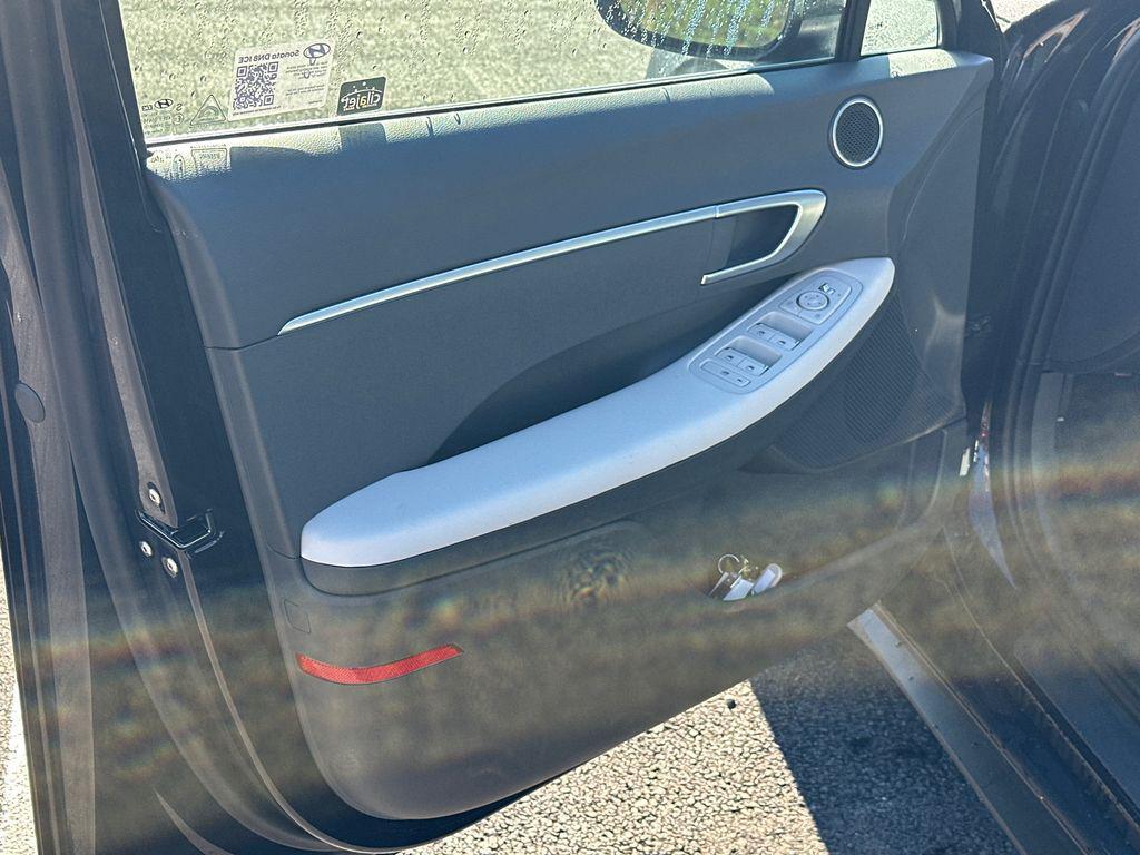 new 2025 Hyundai Sonata car, priced at $23,758