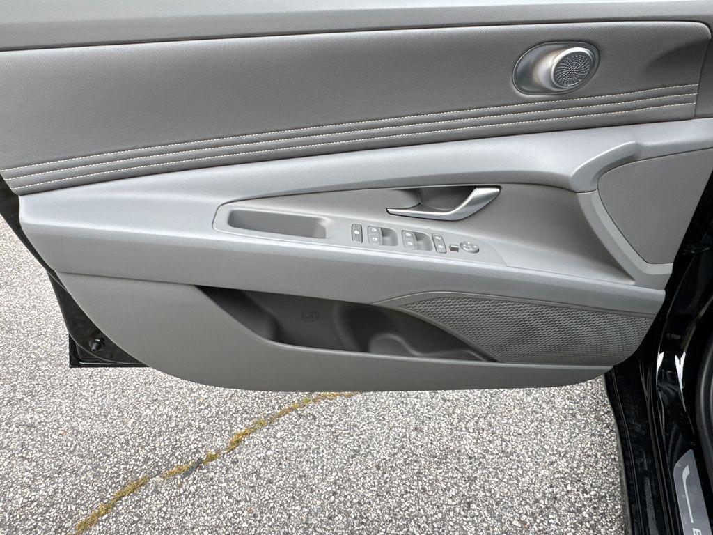 new 2025 Hyundai Elantra car, priced at $21,748