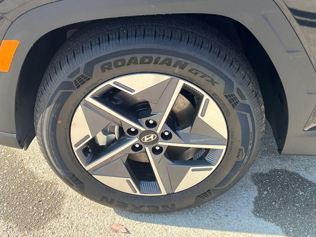 new 2025 Hyundai Tucson car, priced at $29,485