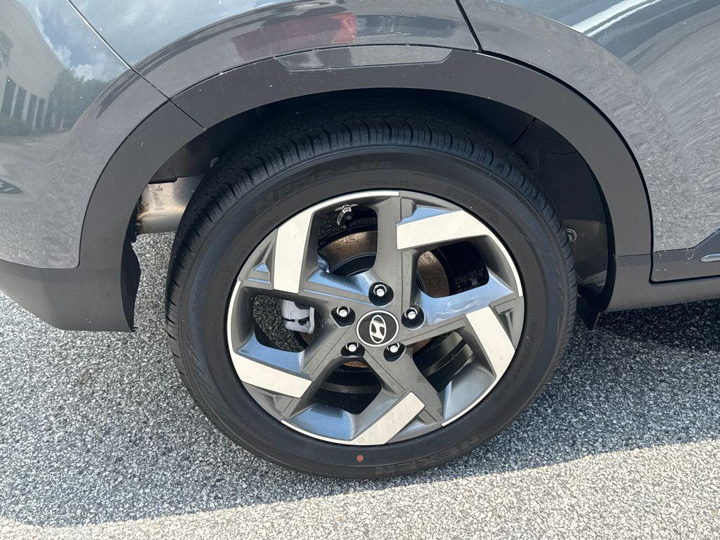 new 2025 Hyundai Venue car, priced at $22,090
