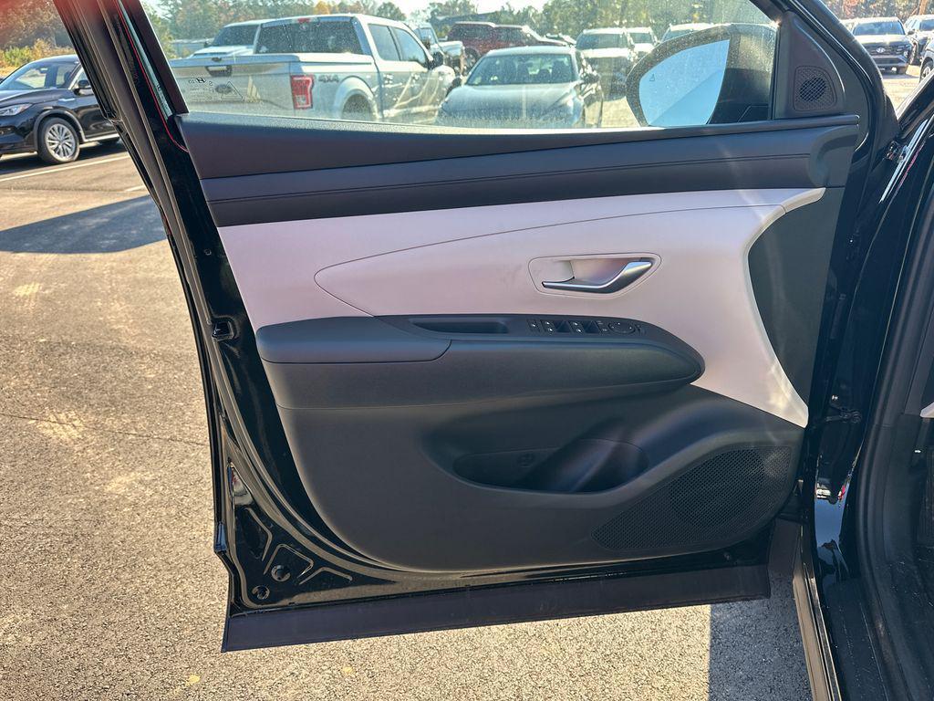 new 2025 Hyundai Tucson car, priced at $27,258