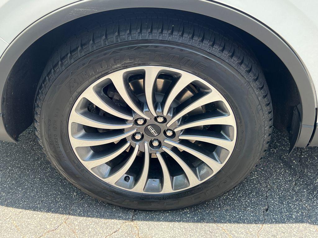 used 2021 Lincoln Aviator car, priced at $30,920