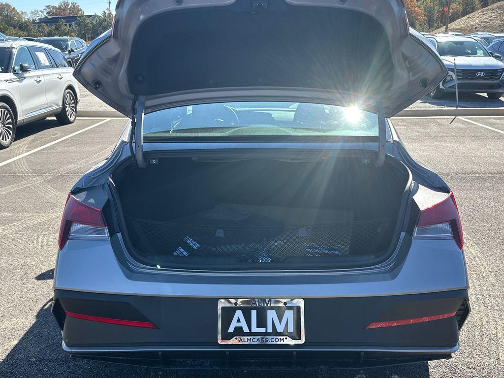 new 2025 Hyundai Elantra car, priced at $21,748