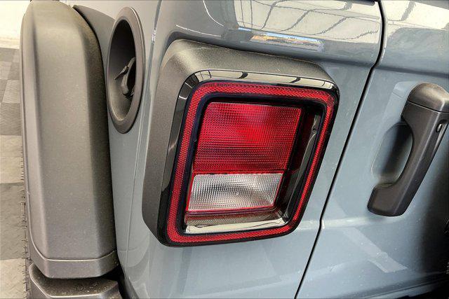new 2025 Jeep Wrangler car, priced at $49,075