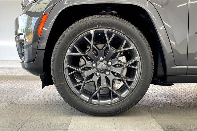 new 2025 Jeep Grand Cherokee L car, priced at $60,675