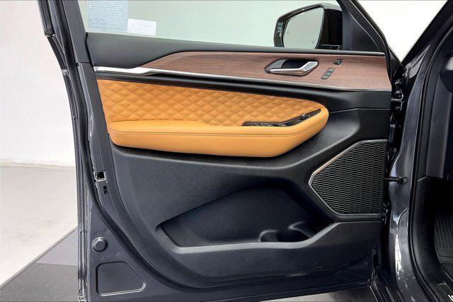 new 2025 Jeep Grand Cherokee L car, priced at $60,675