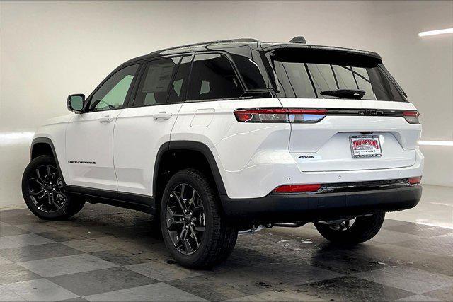 new 2025 Jeep Grand Cherokee car, priced at $49,640