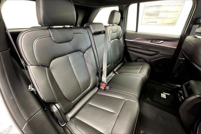 new 2025 Jeep Grand Cherokee car, priced at $49,640