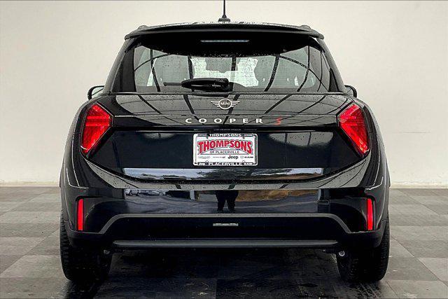 used 2025 MINI Hardtop car, priced at $29,988