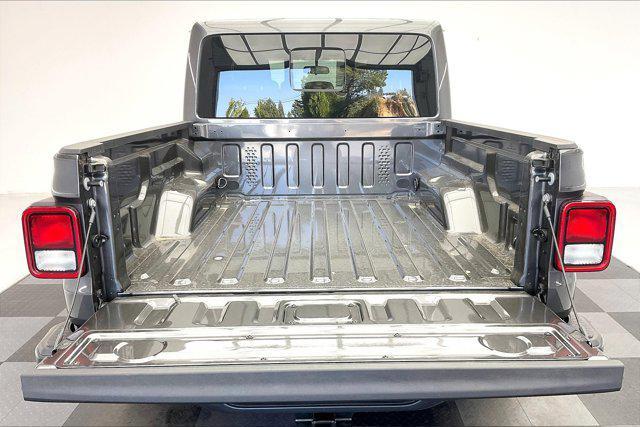 new 2024 Jeep Gladiator car, priced at $42,975