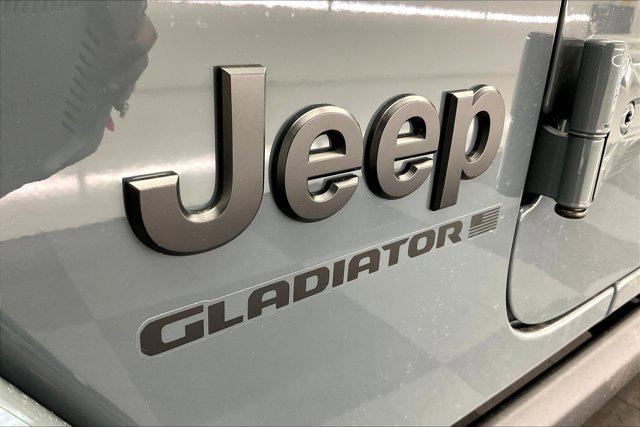 new 2025 Jeep Gladiator car, priced at $43,385