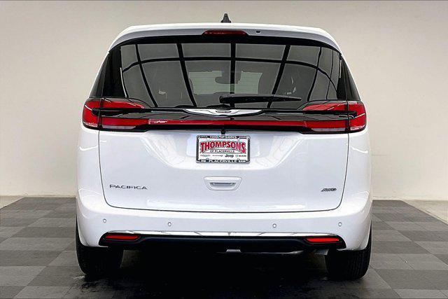 new 2026 Chrysler Pacifica car, priced at $48,635