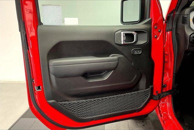 new 2025 Jeep Wrangler car, priced at $42,175