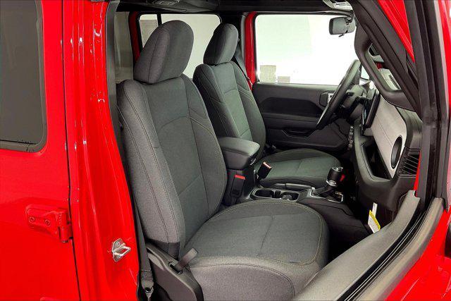 new 2025 Jeep Wrangler car, priced at $42,175