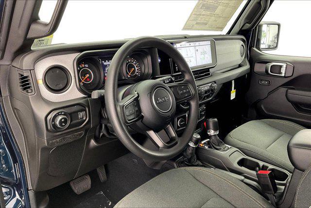 new 2025 Jeep Gladiator car, priced at $43,685