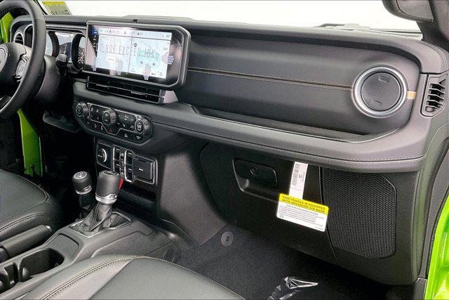 new 2025 Jeep Gladiator car, priced at $48,685