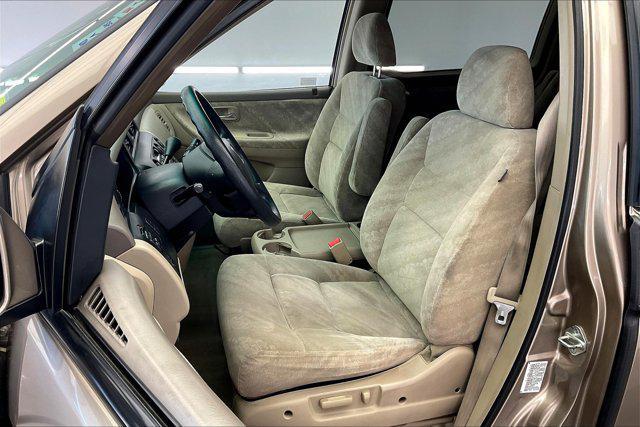 used 2004 Honda Odyssey car, priced at $10,995
