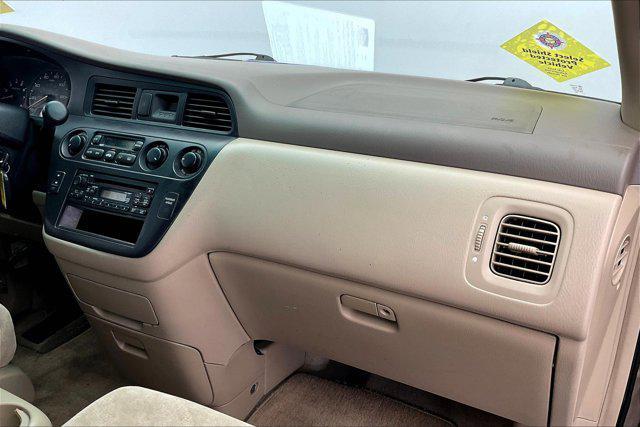 used 2004 Honda Odyssey car, priced at $10,995