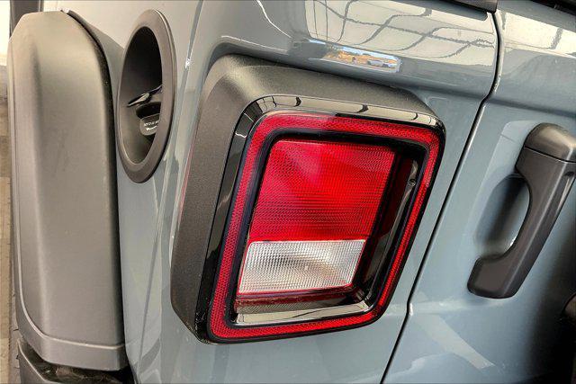 new 2025 Jeep Wrangler car, priced at $46,680