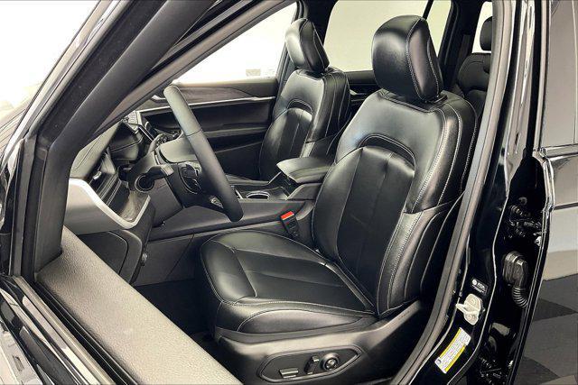 used 2024 Jeep Grand Cherokee car, priced at $40,795