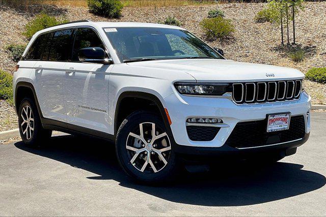 new 2025 Jeep Grand Cherokee car, priced at $45,415
