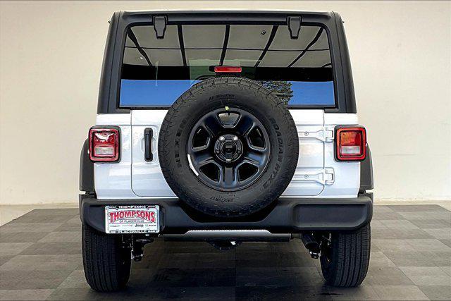 new 2025 Jeep Wrangler car, priced at $41,580