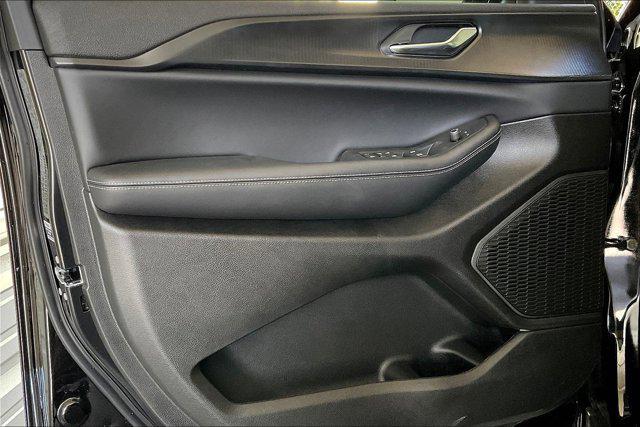 new 2025 Jeep Grand Cherokee L car, priced at $42,420