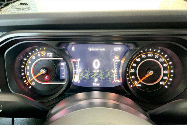 new 2025 Jeep Gladiator car, priced at $57,900