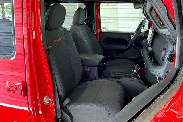 new 2025 Jeep Gladiator car, priced at $57,900