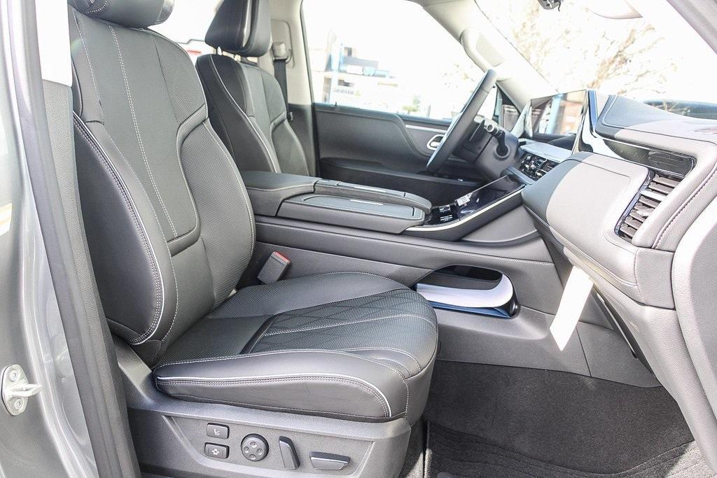 new 2025 INFINITI QX80 car, priced at $102,640