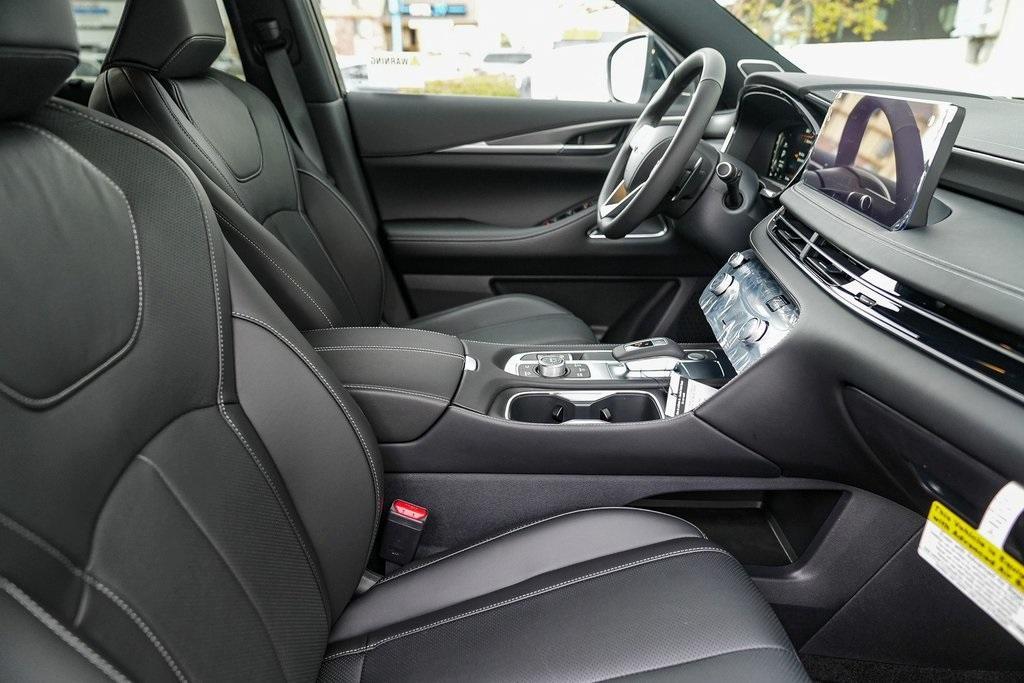 new 2025 INFINITI QX60 car, priced at $62,980