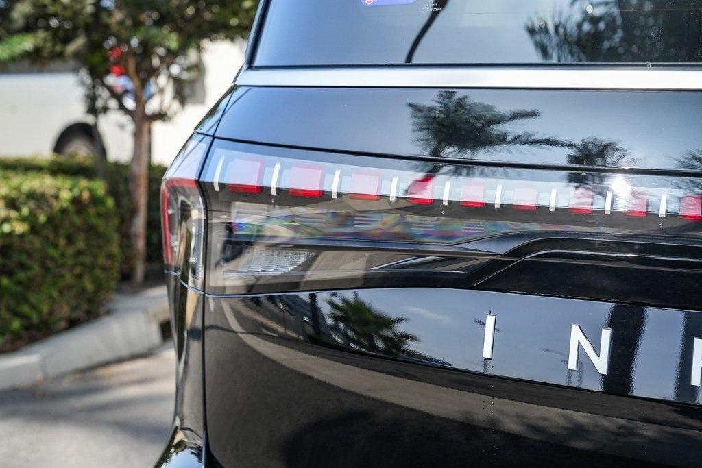 new 2026 INFINITI QX80 car, priced at $97,580