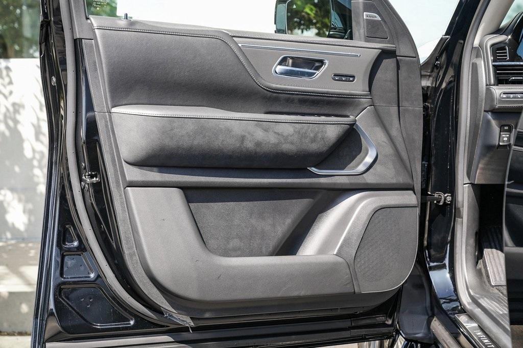 new 2026 INFINITI QX80 car, priced at $97,580