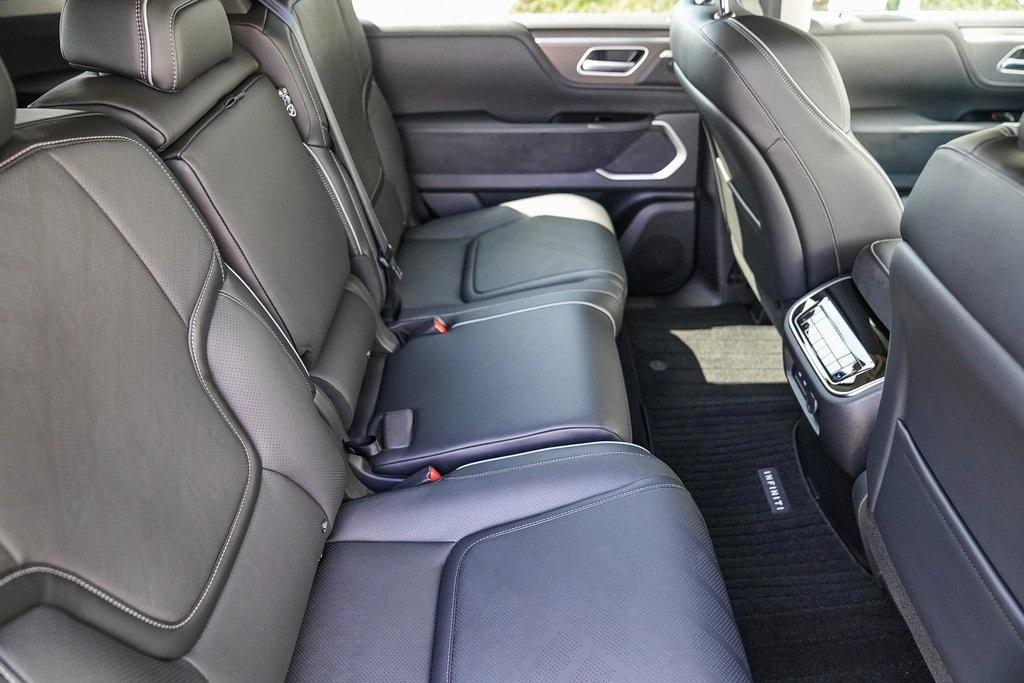 new 2026 INFINITI QX80 car, priced at $97,580