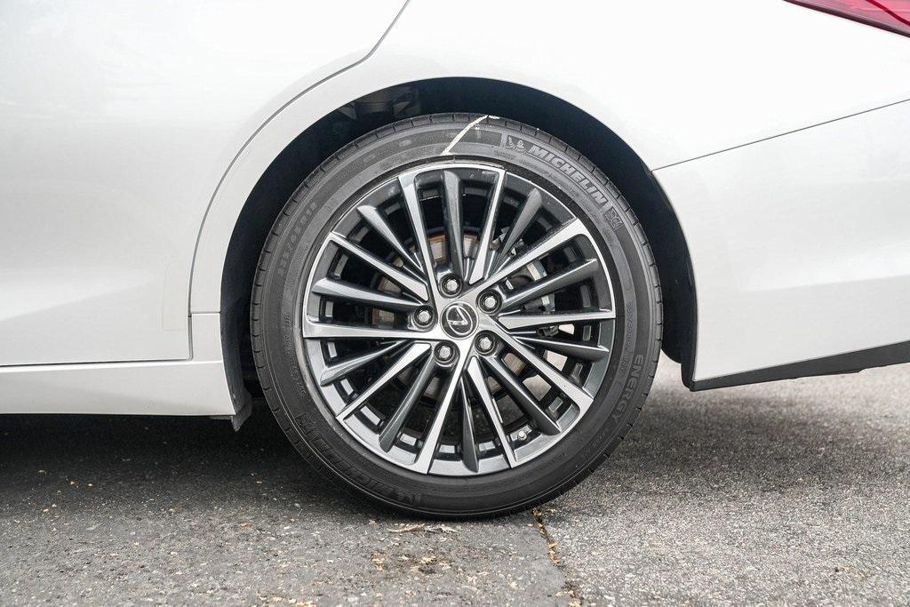 used 2022 Lexus ES 350 car, priced at $36,987