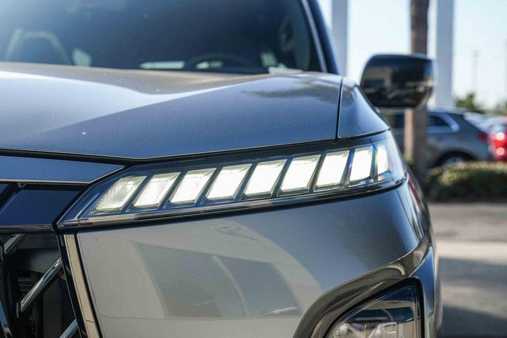 new 2026 INFINITI QX80 car, priced at $106,320