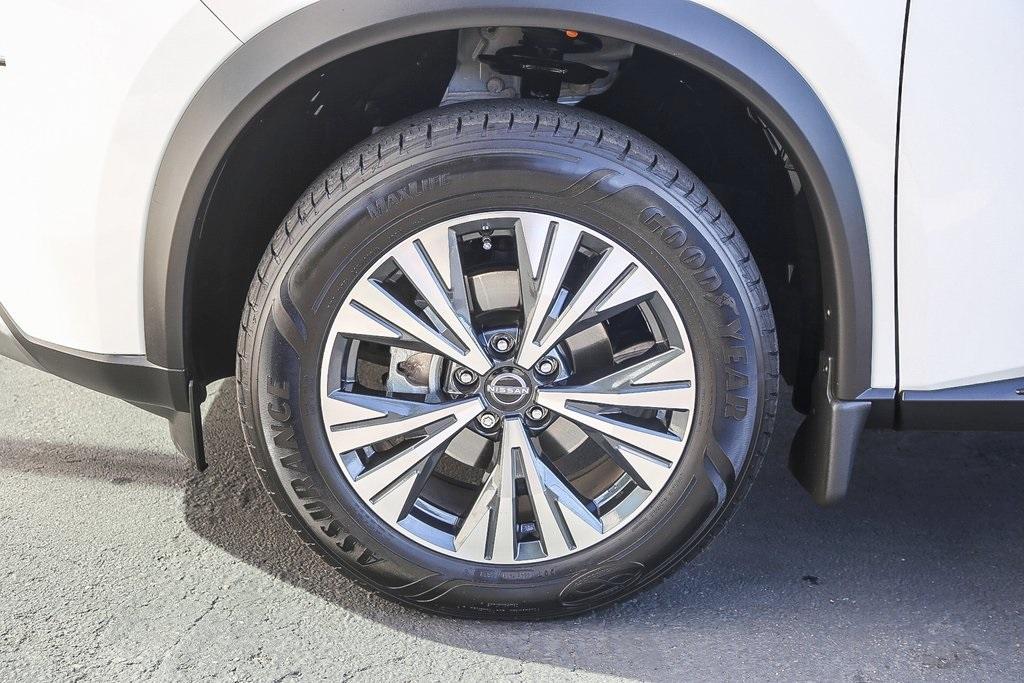 used 2023 Nissan Rogue car, priced at $21,053