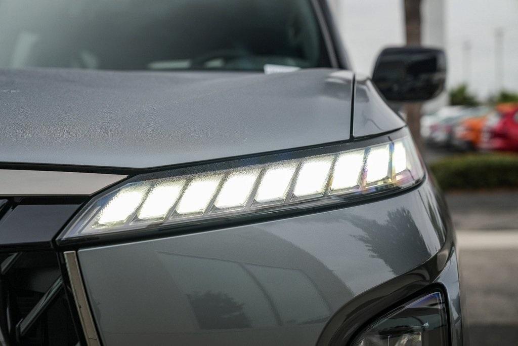 new 2026 INFINITI QX80 car, priced at $106,320