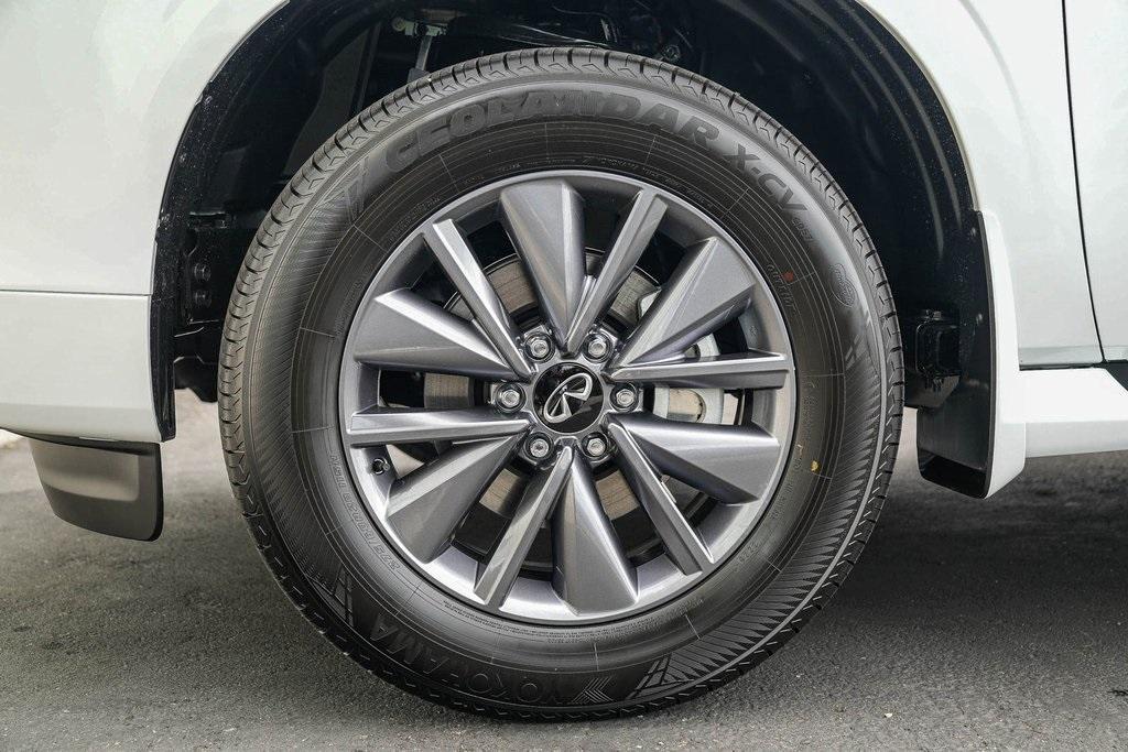 new 2026 INFINITI QX80 car, priced at $87,700